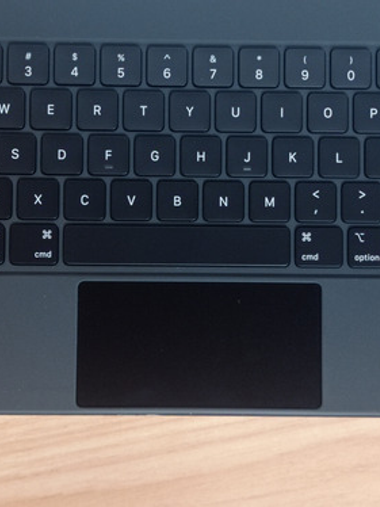 Apple Magic Keyboard Ingles 12.9in iPad Open Box Color Negro 3