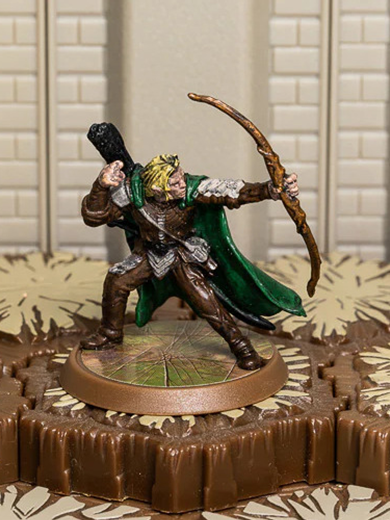 Brandis Skyhunter (half-elf) Heroscape Dungeons Dragons 1
