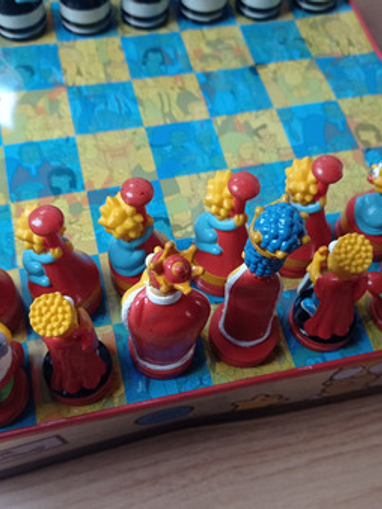Tablero Set Ajedrez Simpsons 2000 Caja Metal 9
