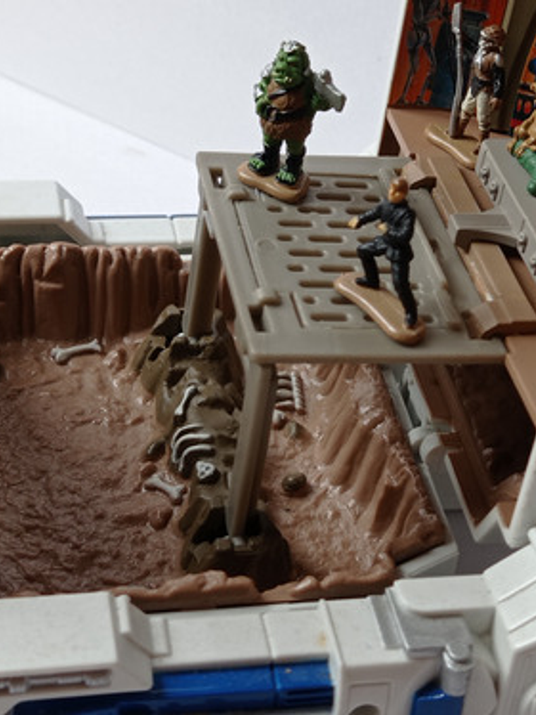 R2-d2 Playset 1994 Star Wars Galoob Micro Machines 8