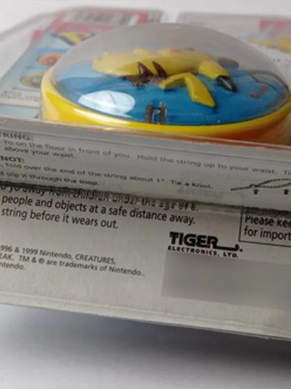 Pikachu Yo-yo Yoyo 1998 Tiger Pokemon Hasbro Nintendo 6