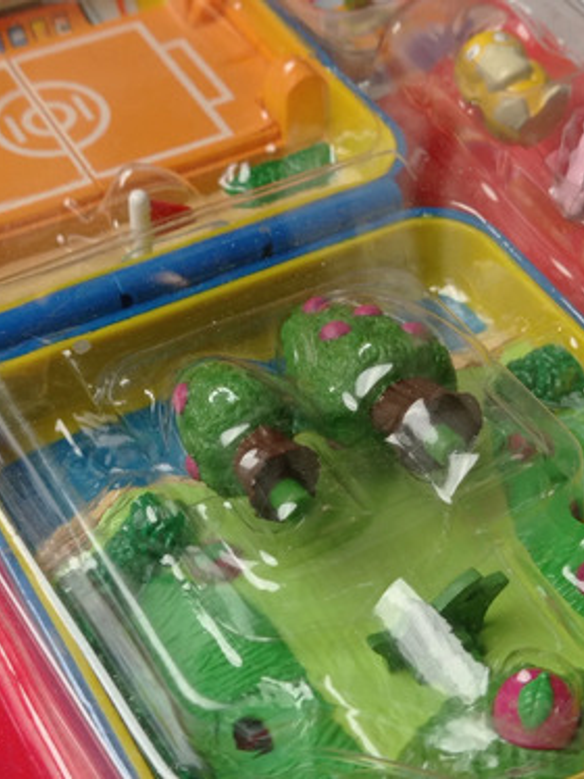 Pokemon Arena Rhyhorn Y Psyduck 1999 Hasbro Nintendo 7