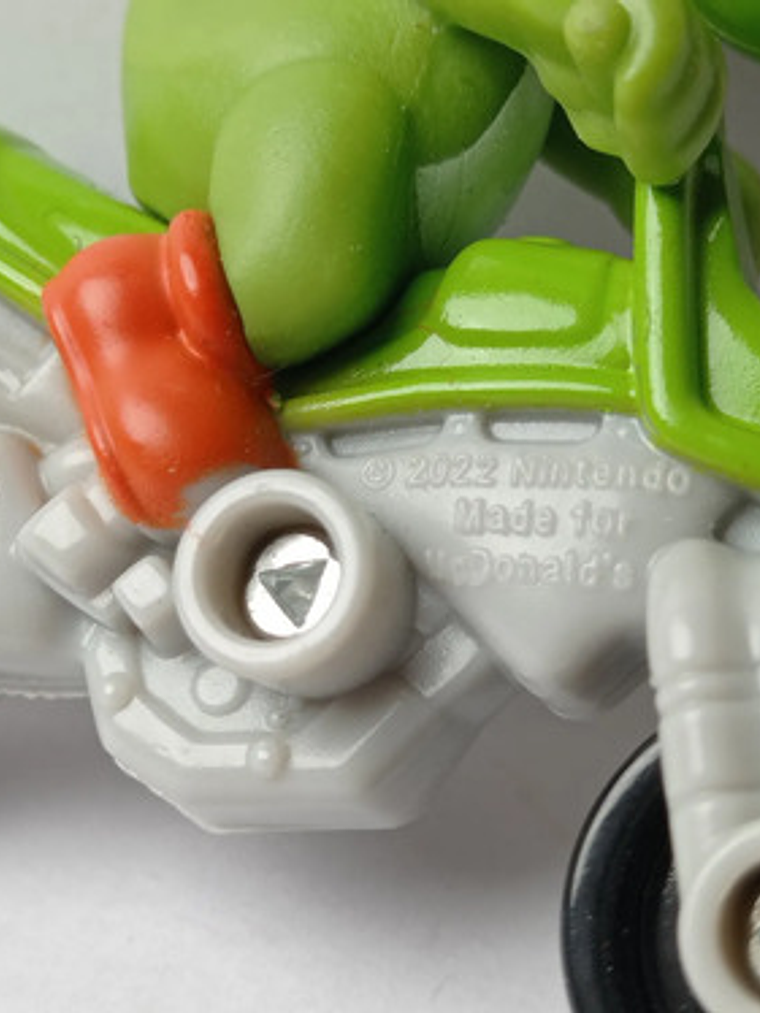 Yoshi 2022 Mcd Mario Kart Nintendo 5