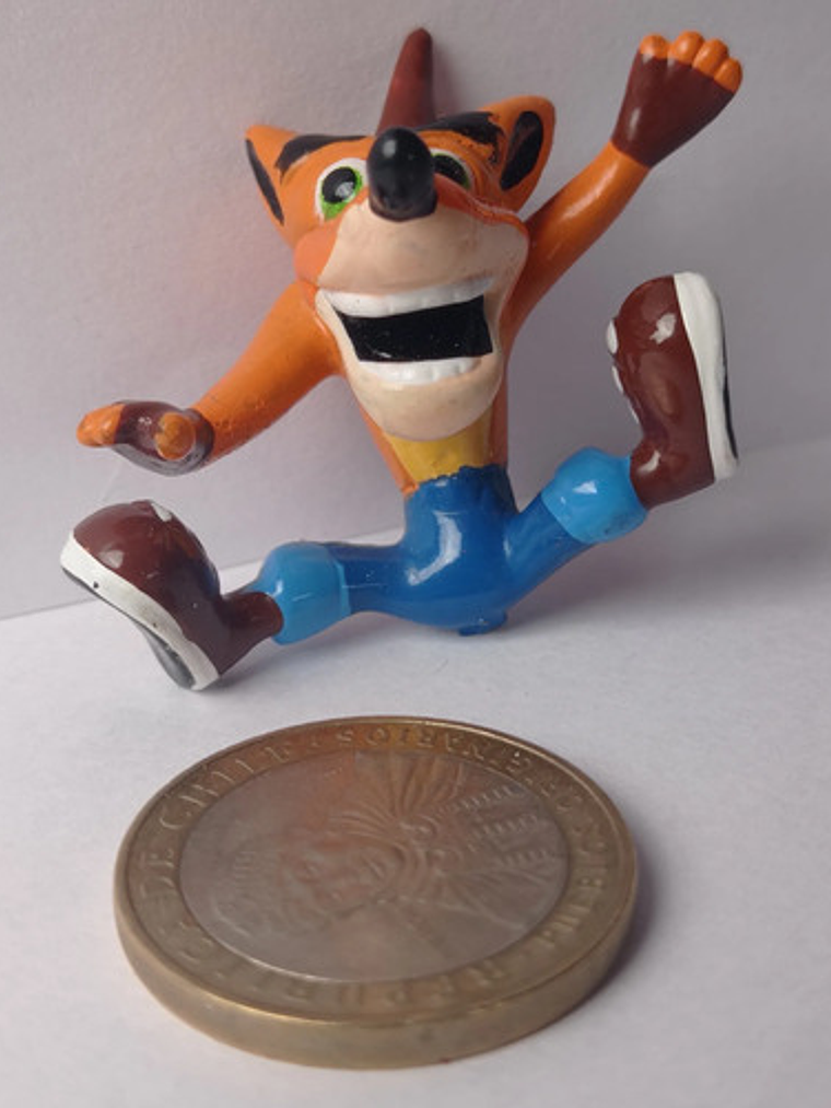 Figura Crash Bandicoot 90s Mini 2