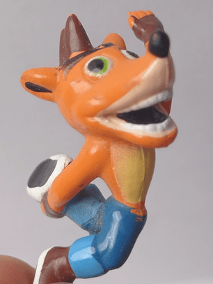 Figura Crash Bandicoot (saltando) 90s Mini