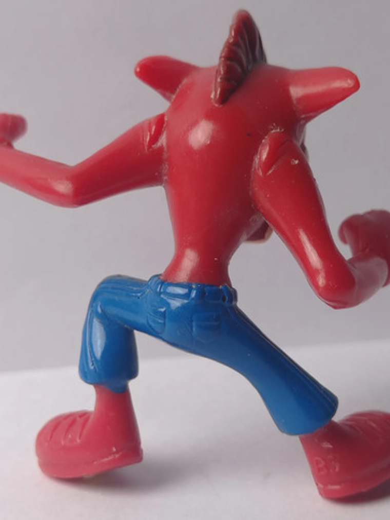 Figura Crash Bandicoot 2001 Hardees 4