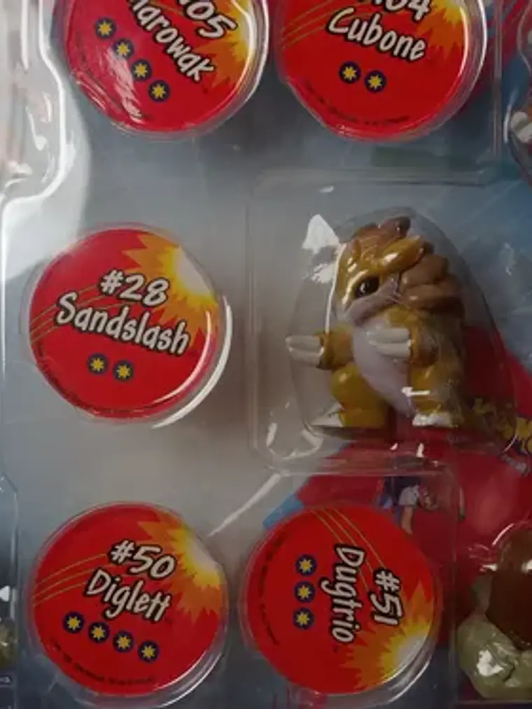 Digglet + Dugtrio + Madrowak + 1999 Hasbro Pokemon Nintendo 4