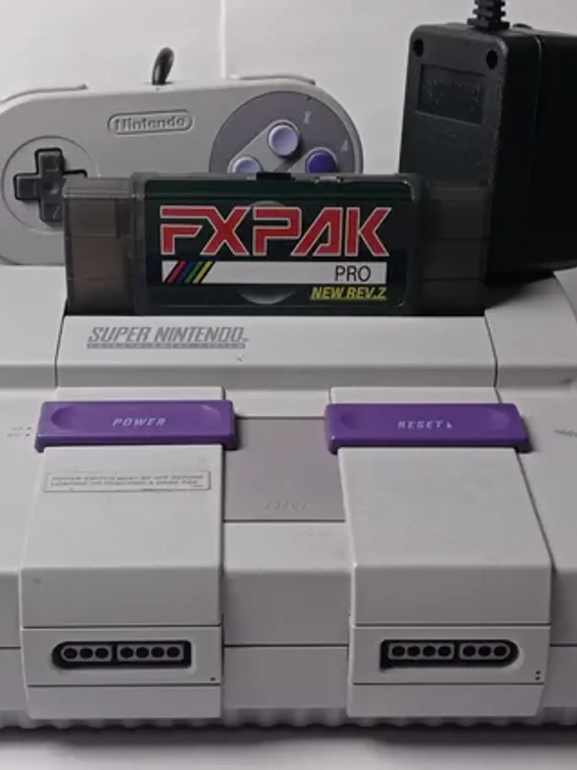 Consola Super Nintendo 1-chip + Fxpak Pro Rev.z Snes 110v 1