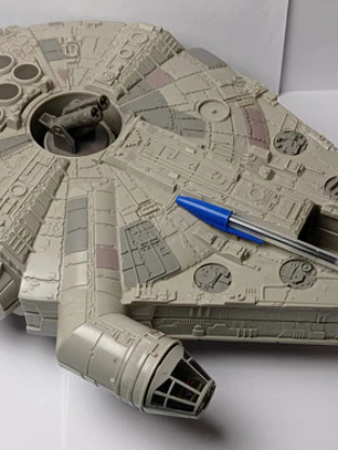 Millennium Falcon Playset 1995 Star Wars Micro Machines Gris