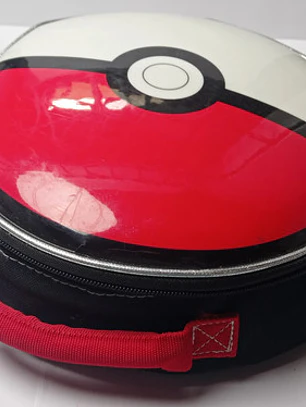 Lonchera Pokémon 2017 Nintendo Pokebola Rojo