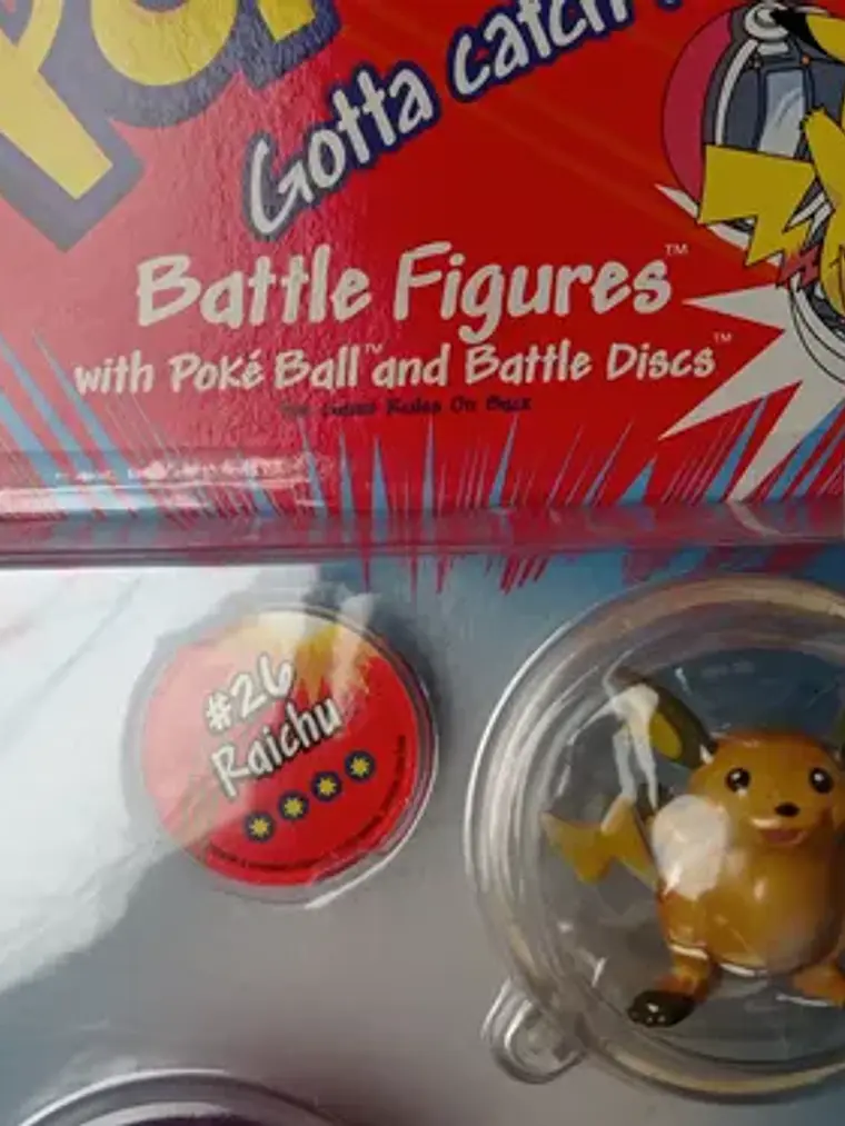 Pikachu + Raichu 1999 Hasbro Pokemon Nintendo 3
