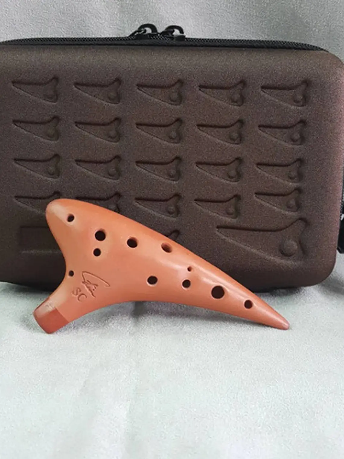 Ocarina 12 Agujeros | Terra Soprano C Hard-case 1
