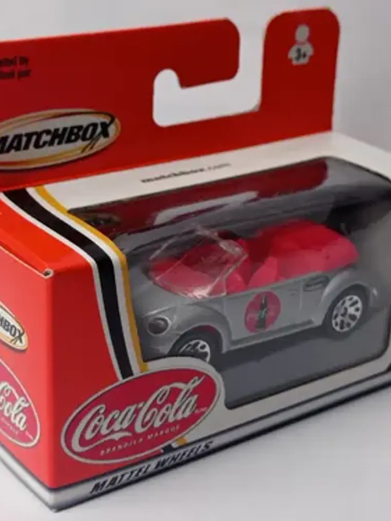 Concept 1 Beetle Convertible Coca Cola 2001 Matchbox Mattel Plateado 2