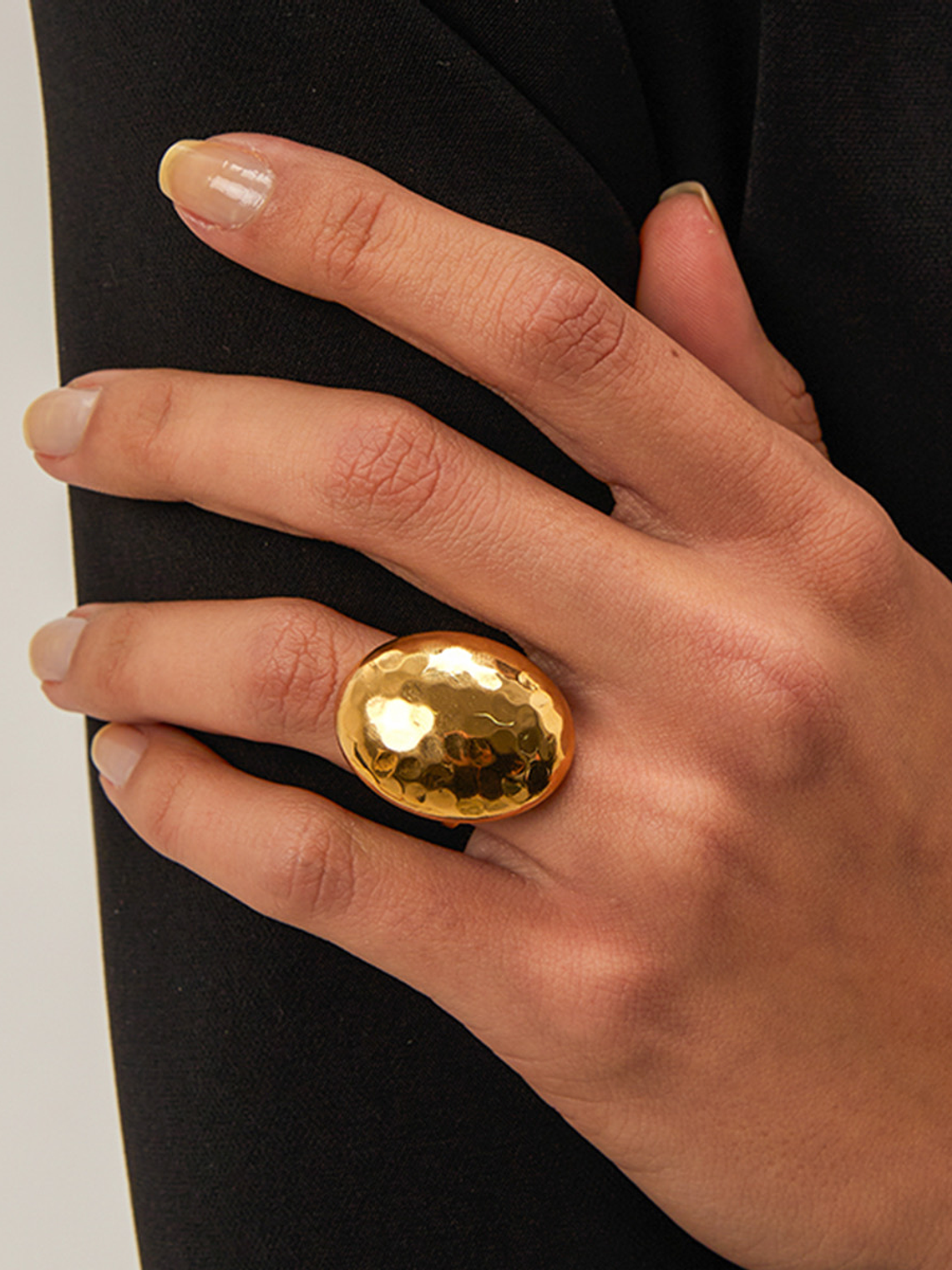 Anillo Ovalo Dorado 1