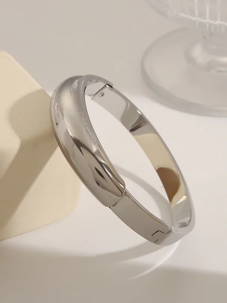 Brazalete Liso Grueso (Plateado) 1