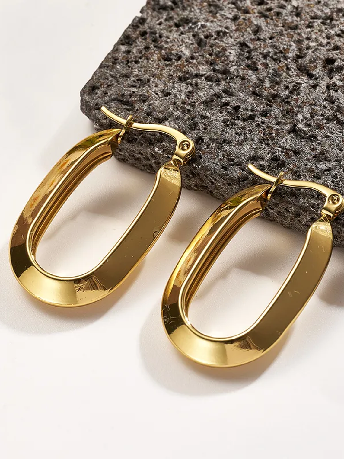 Argollas Doradas U 32x5mm 1