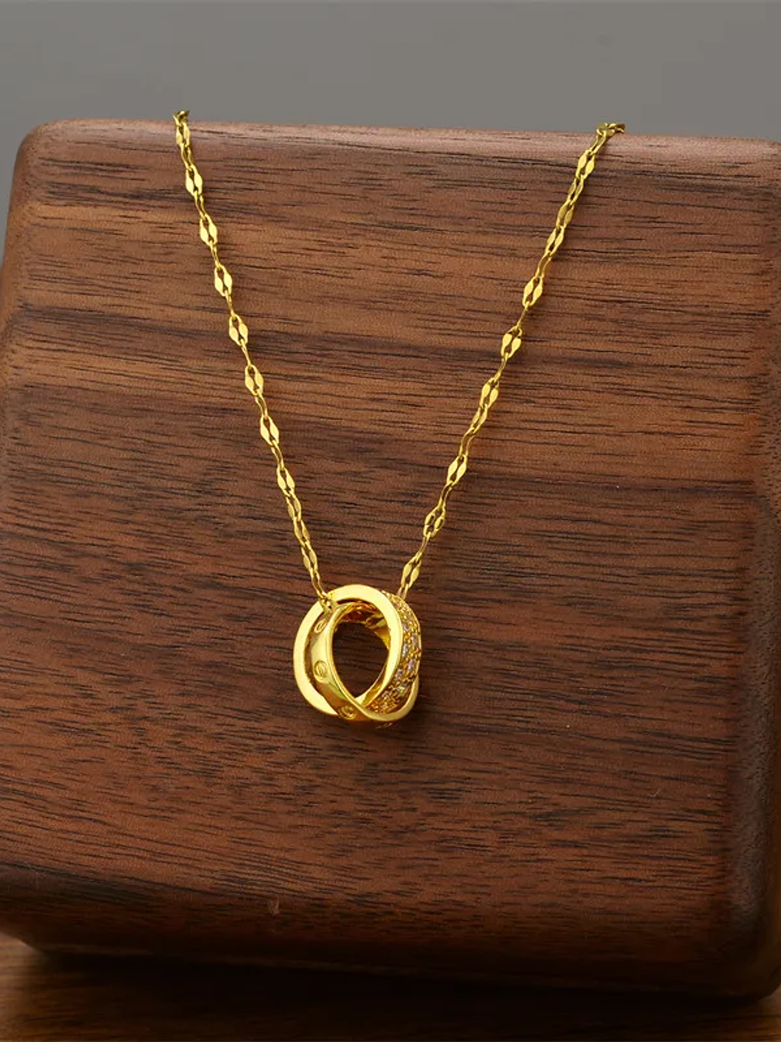 Collar Entrelazados 1