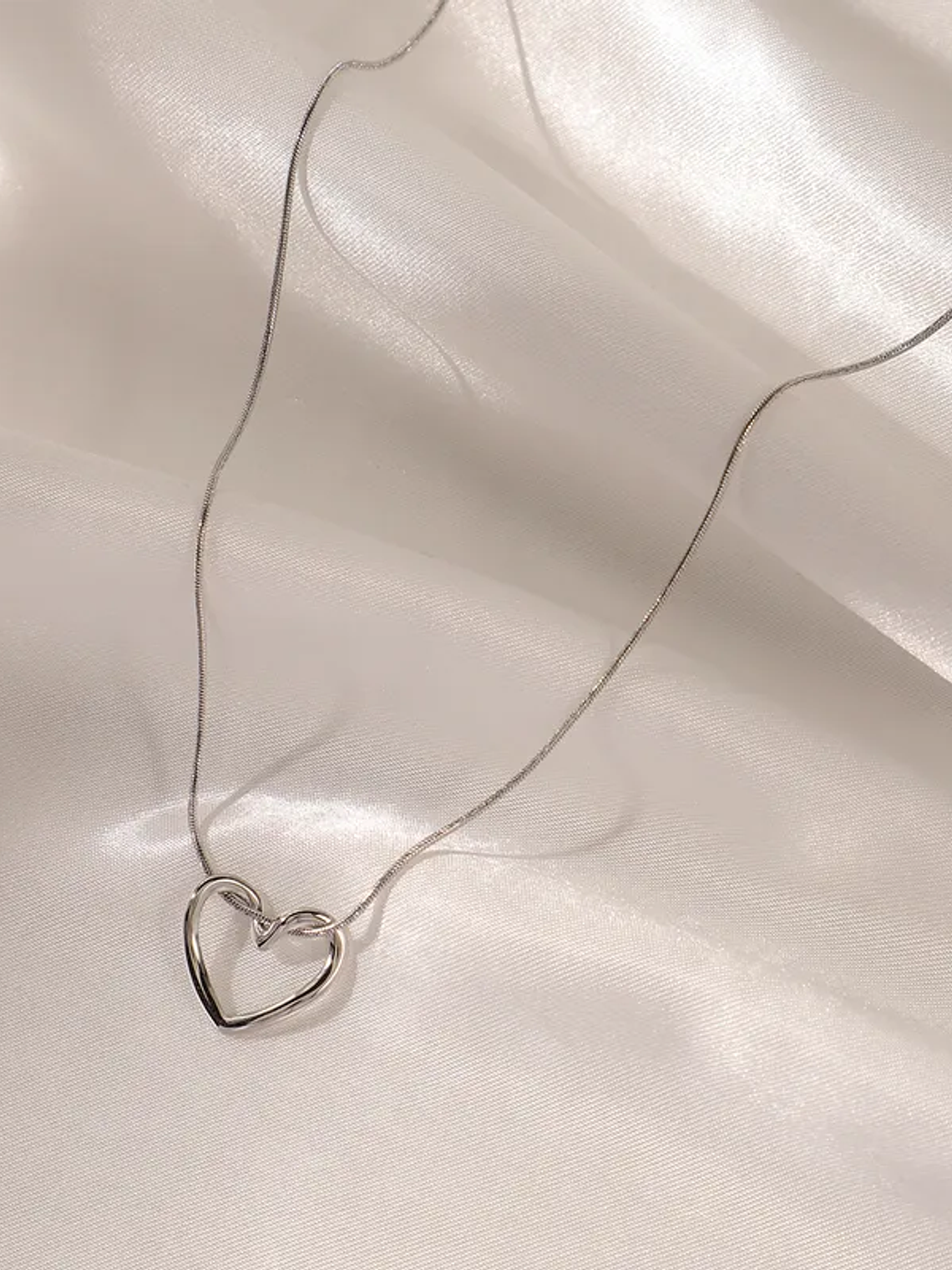 Collar Colgante Corazon (Plateado, Dorado) 2