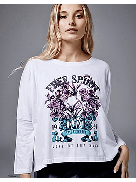 Polera estampada Free Spirit