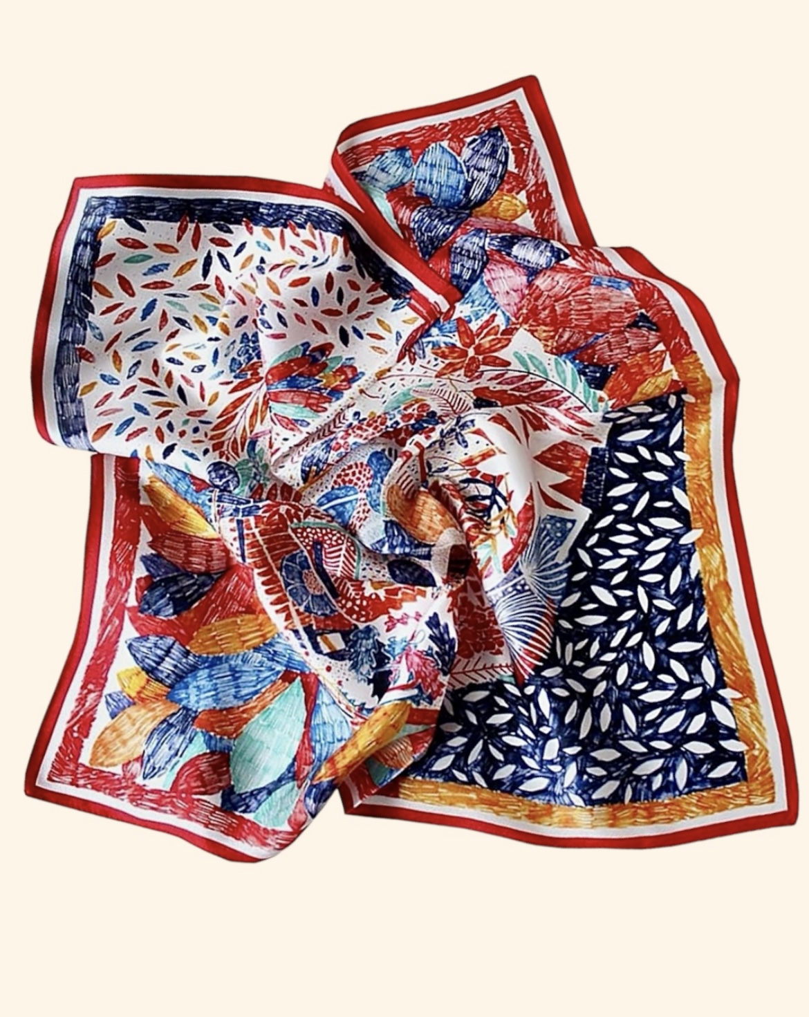 Pañuelo estampado multicolor de satin borde rojo