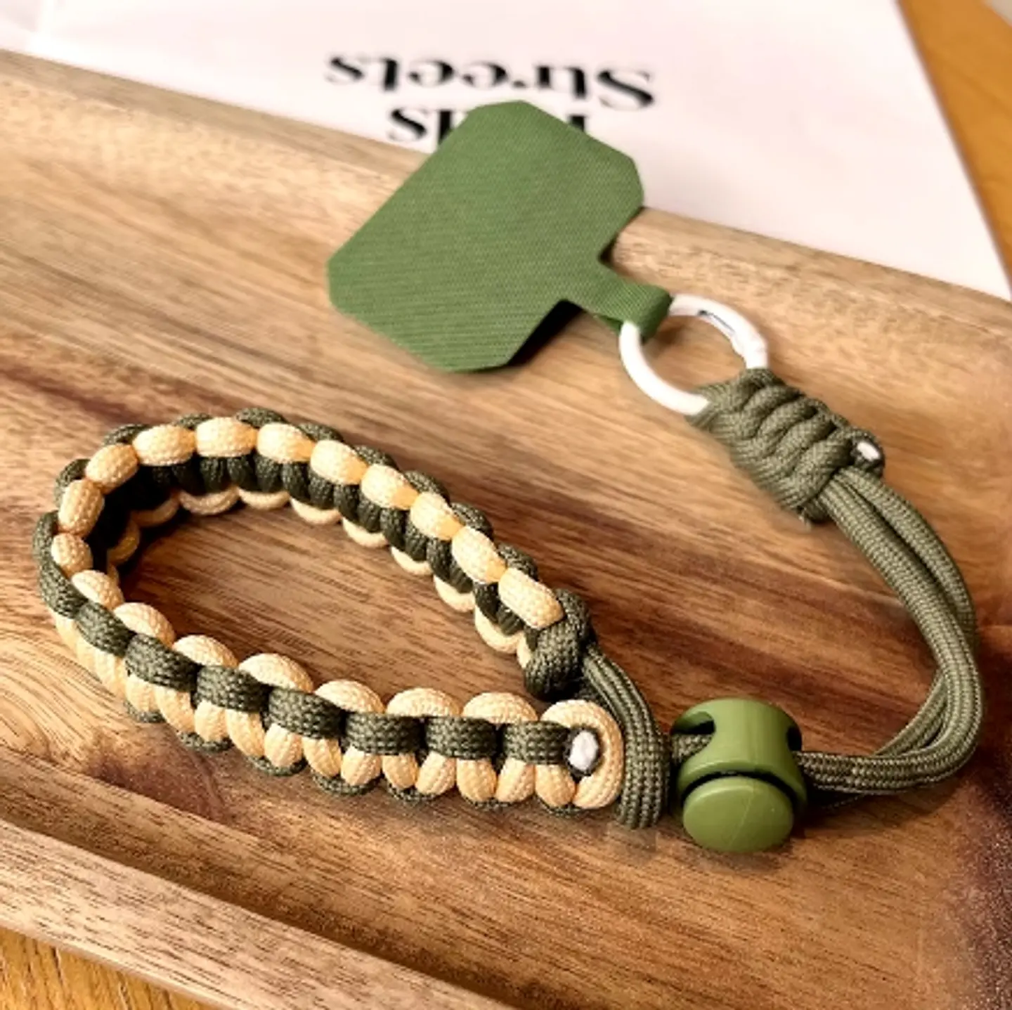 Pulsera Trenzada de Seguridad para Celular – Evita Caídas y Mantén tu Teléfono Cerca 📲🤝  5