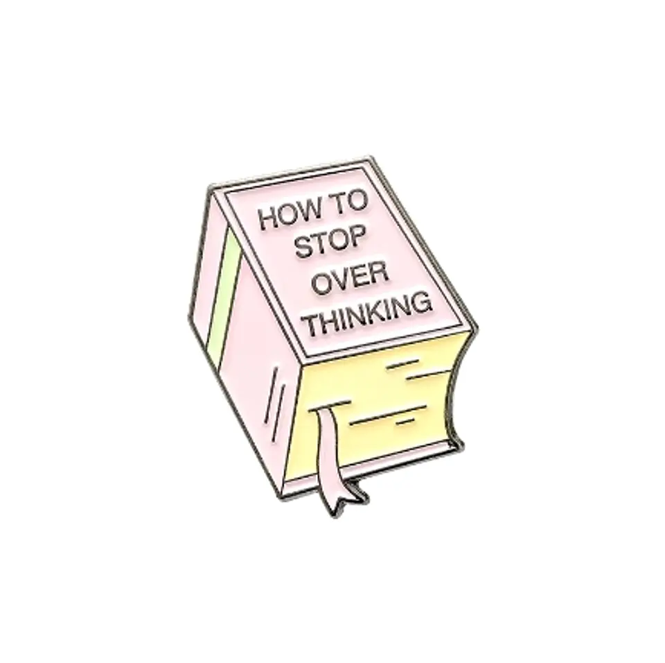 Pin Overthinker – Ríete de tu mente intensa sin esconderla  ✨🧠 3
