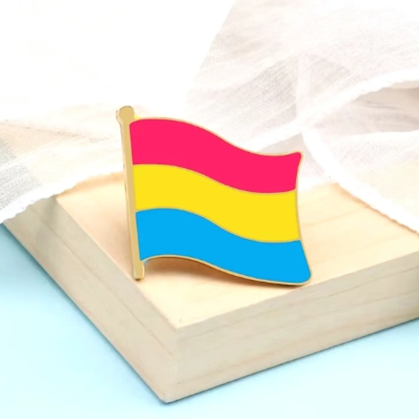 Pines Orgullo LGBTQ+ 🏳️‍🌈 – Diversidad Sexual y de Género para Llevar Puesta 🦋✨  13