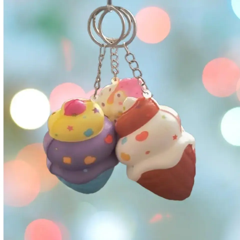 Llaveros Squishy 🍦🧁🦄 – Antiestrés Sensorial para Llevar a Todas Partes 10