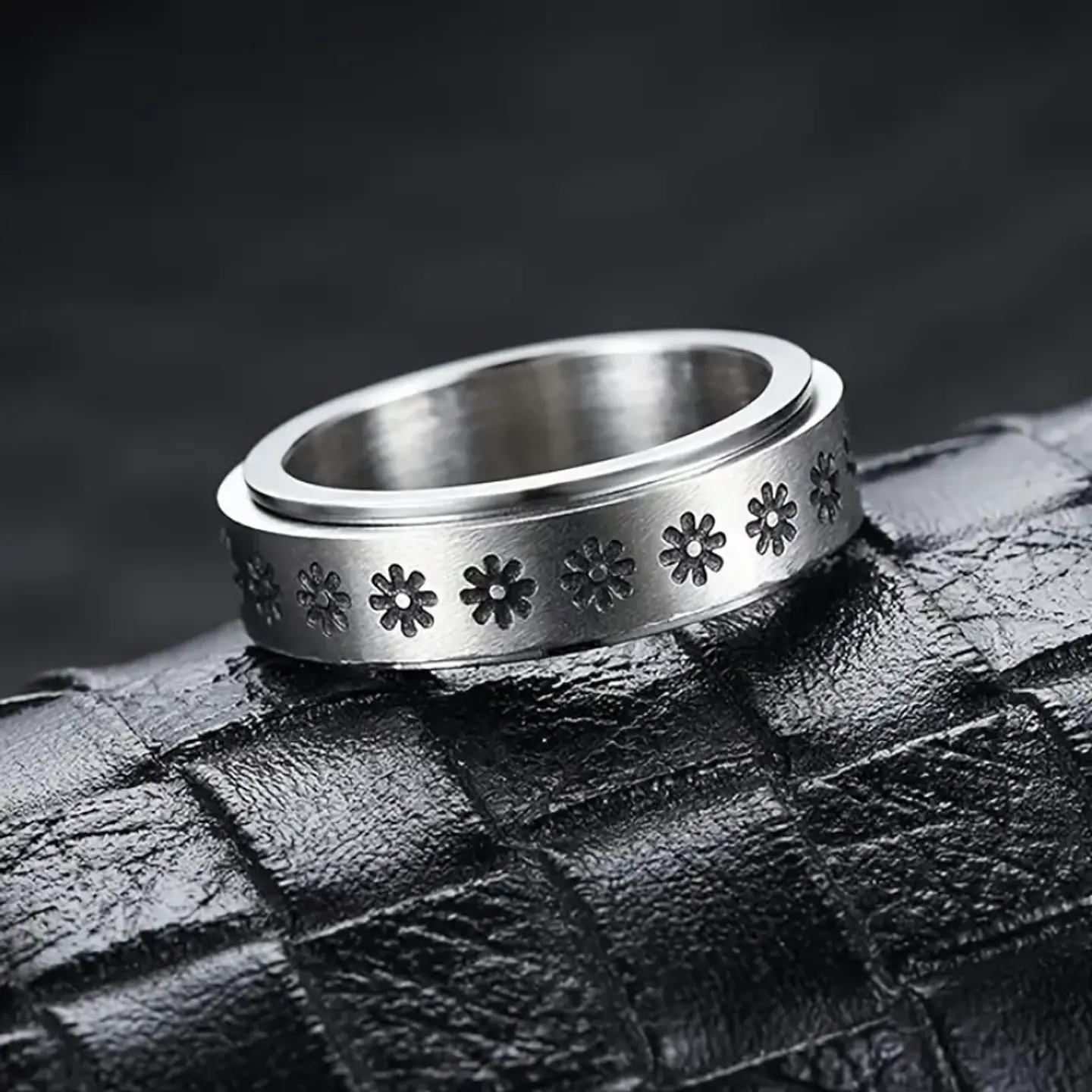 Set de 6 Anillos Fidget de Acero Inoxidable – Calma Discreta con Estilo 🌬️💍 4