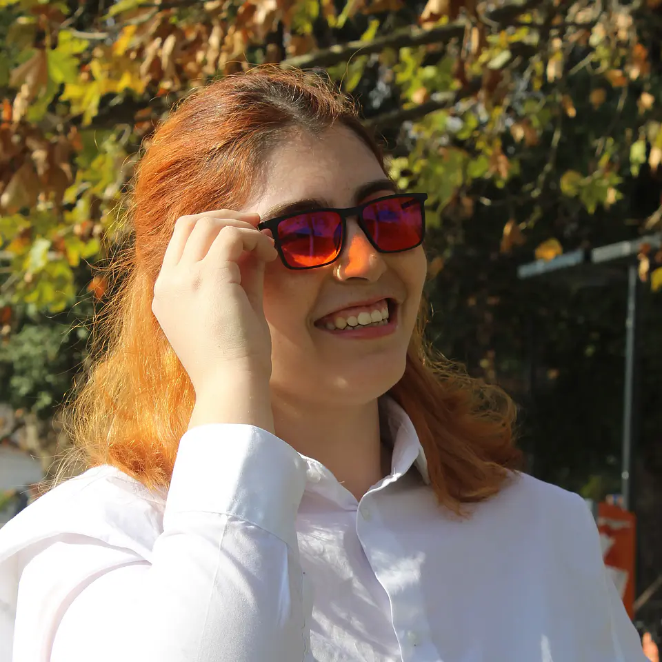 Lentes Pluma – Protección visual ultraliviana para tu sensibilidad 1