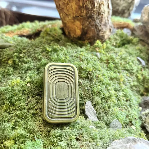 Triple Deslizador Magnético Fidget – Metal con Acabado en Bronce Antiguo