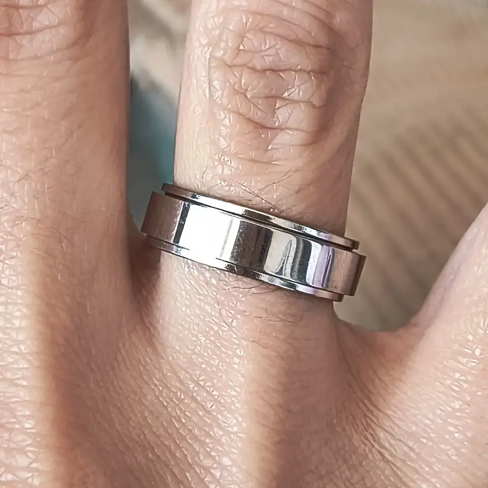 Anillos Fidget de Acero Inoxidable – Calma Discreta con Estilo 🌬️💍 10