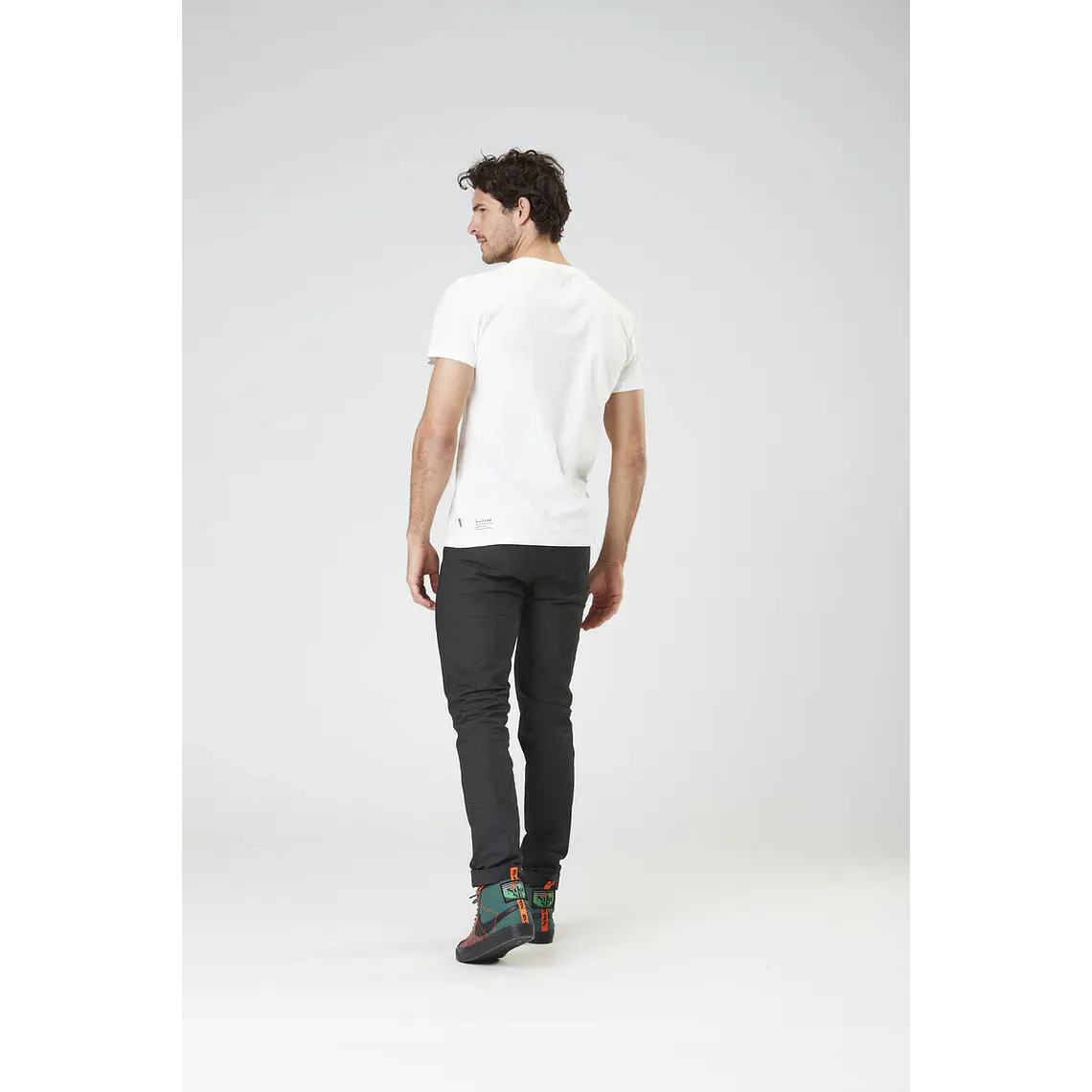 T-Shirt Picture Mens Bsmnt Guinea T 4