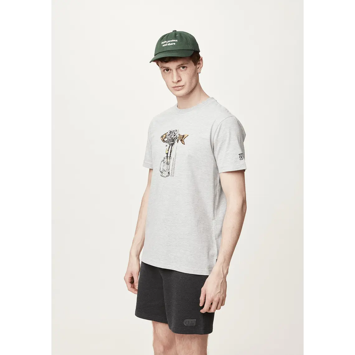 T-Shirt Picture Mens D&S Bouquet Tee 1