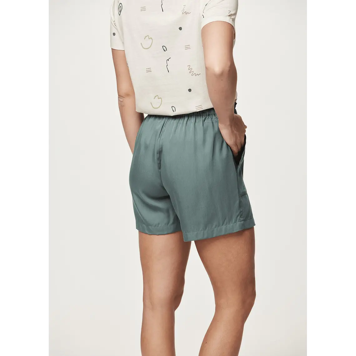 Walkshorts Picture Wms Milou Shorts 2