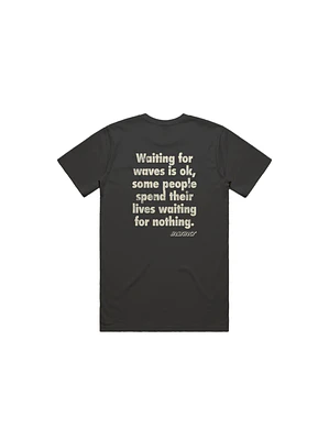 T-Shirt Instinct Waiting for Waves