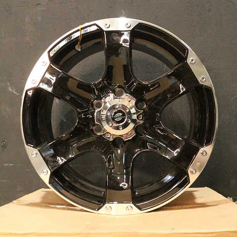 C651MB Llanta Aro 15X7 6X114.3 Mb Et 0