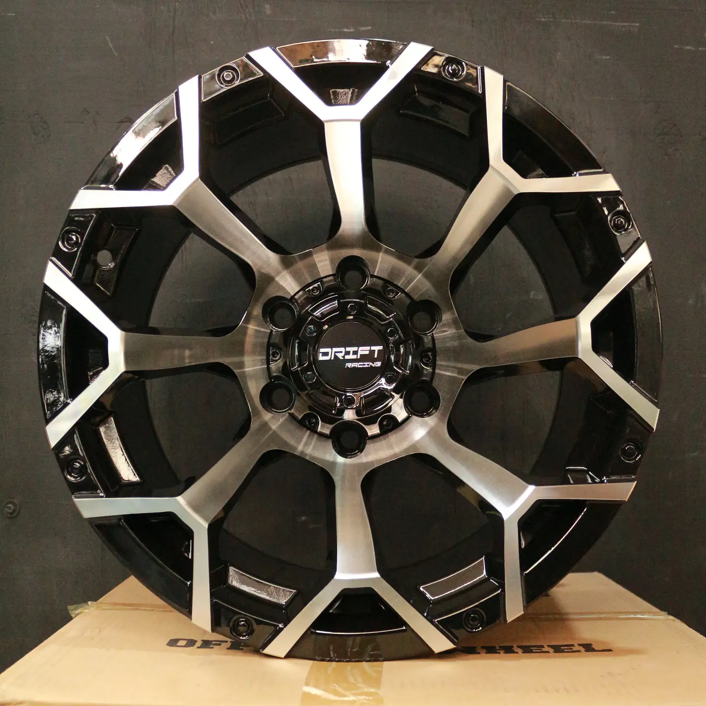 X0776160B4 Llanta Aro 16X10 6X139 Et -44   1