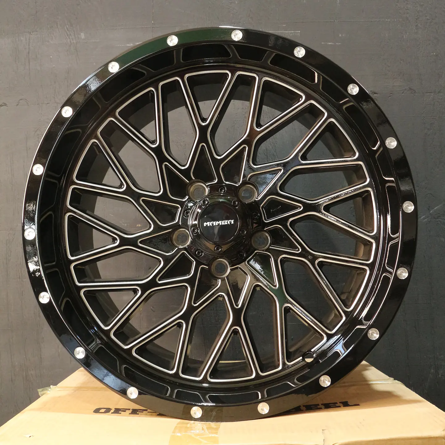 135979545B1W Llanta Aro 17X9 5X114.3 1359 B1W Et -12 1