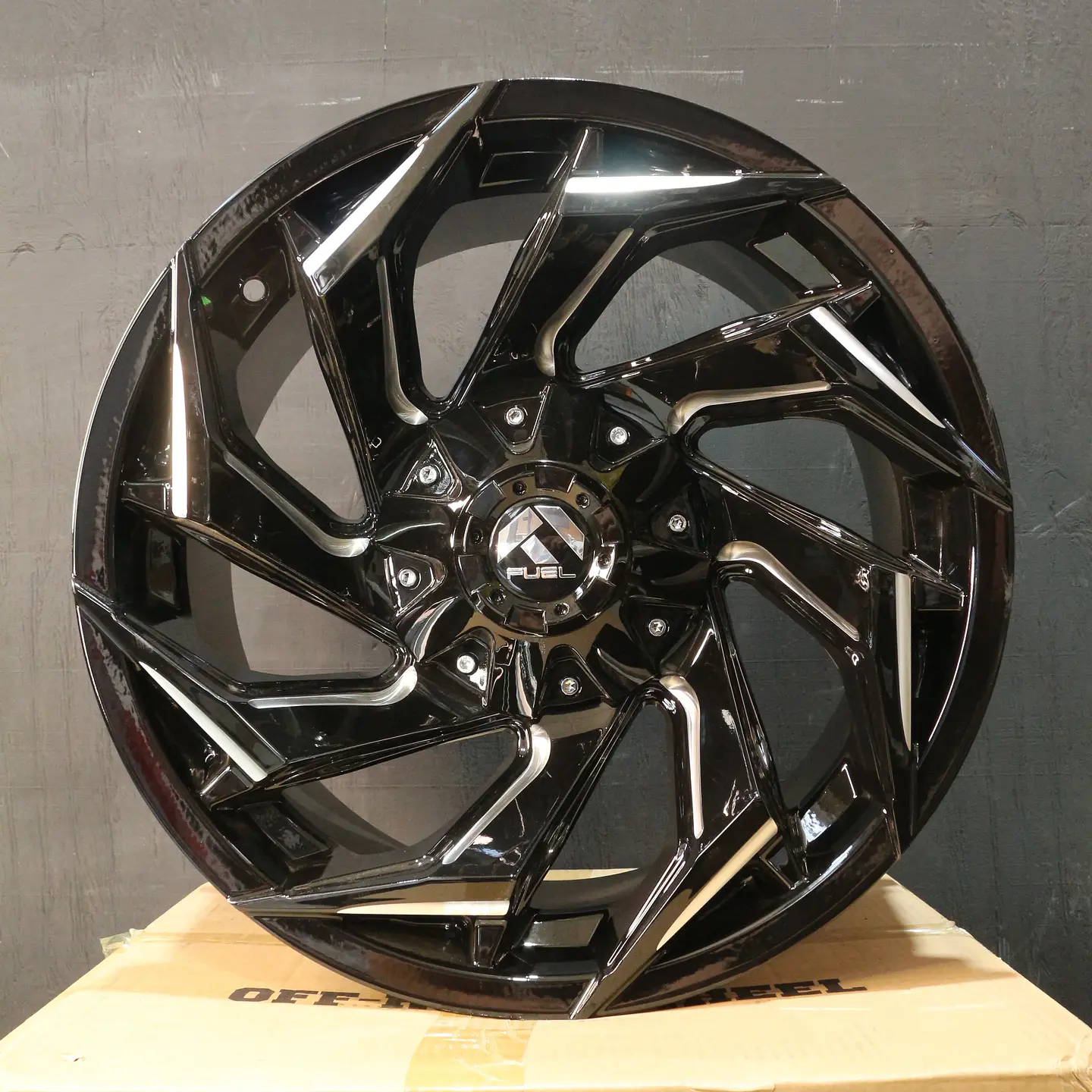 FBX20379645B1W Llanta Aro 17X9 6X114.3 Fbx203 B1W Et -12 1