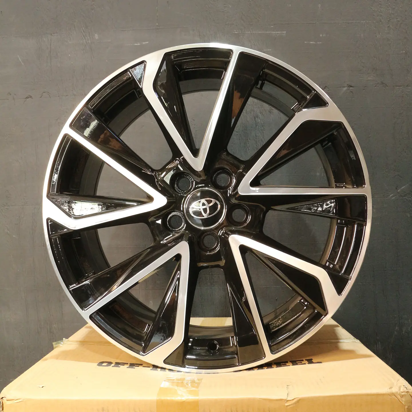 KS192977510B4TOYO Llanta Aro 17X7.5 5X100 1929 B4Toyo Et 40 1
