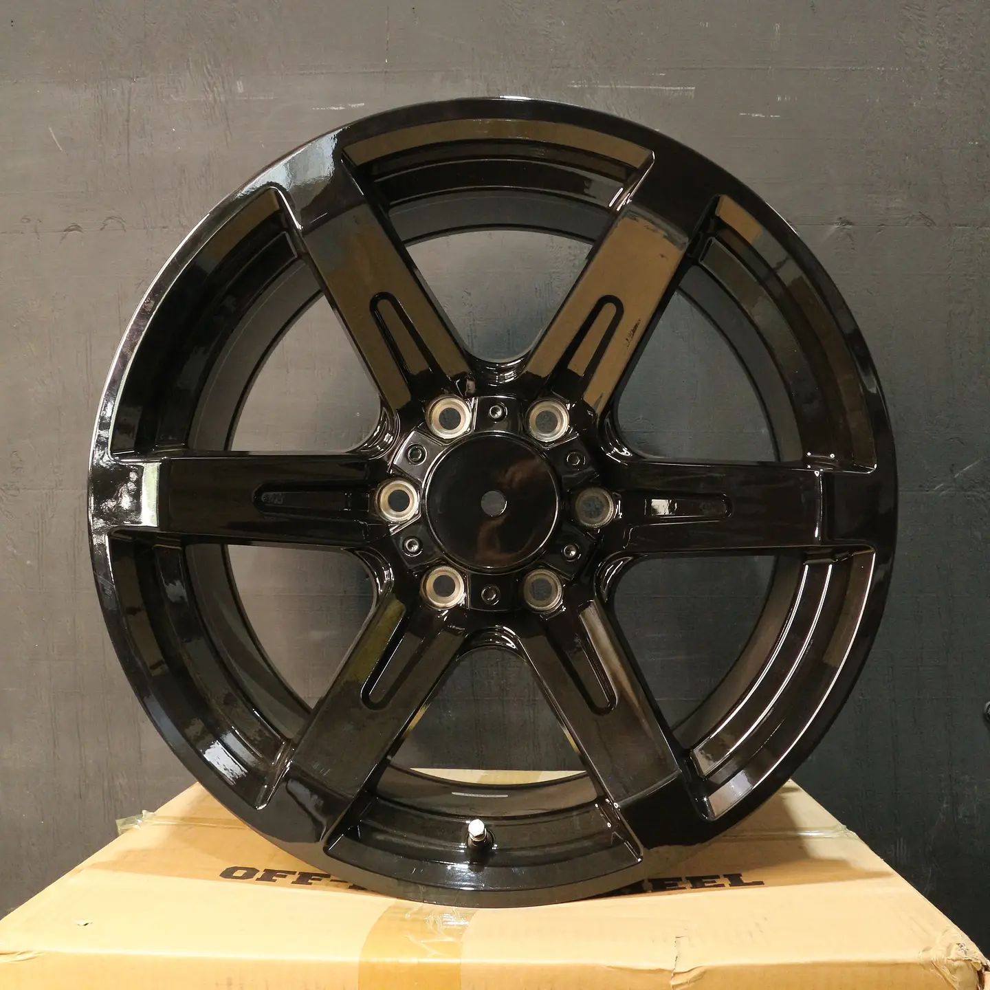 540879630B1 Llanta Aro 17X9 6X130 B1 Et -10 1