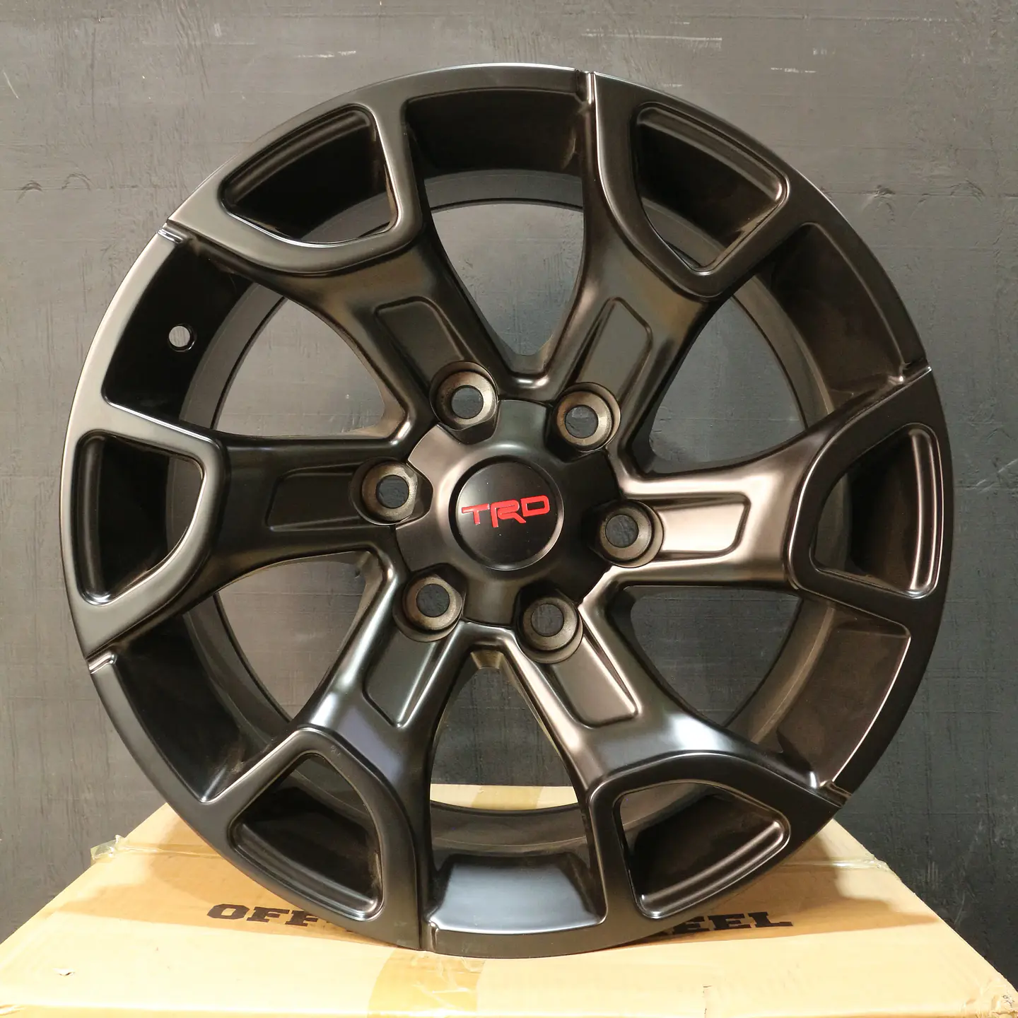 61267960B1M5TRD Llanta Aro 17X9 6X139.7 6126 B1M5Trd Et 0 1