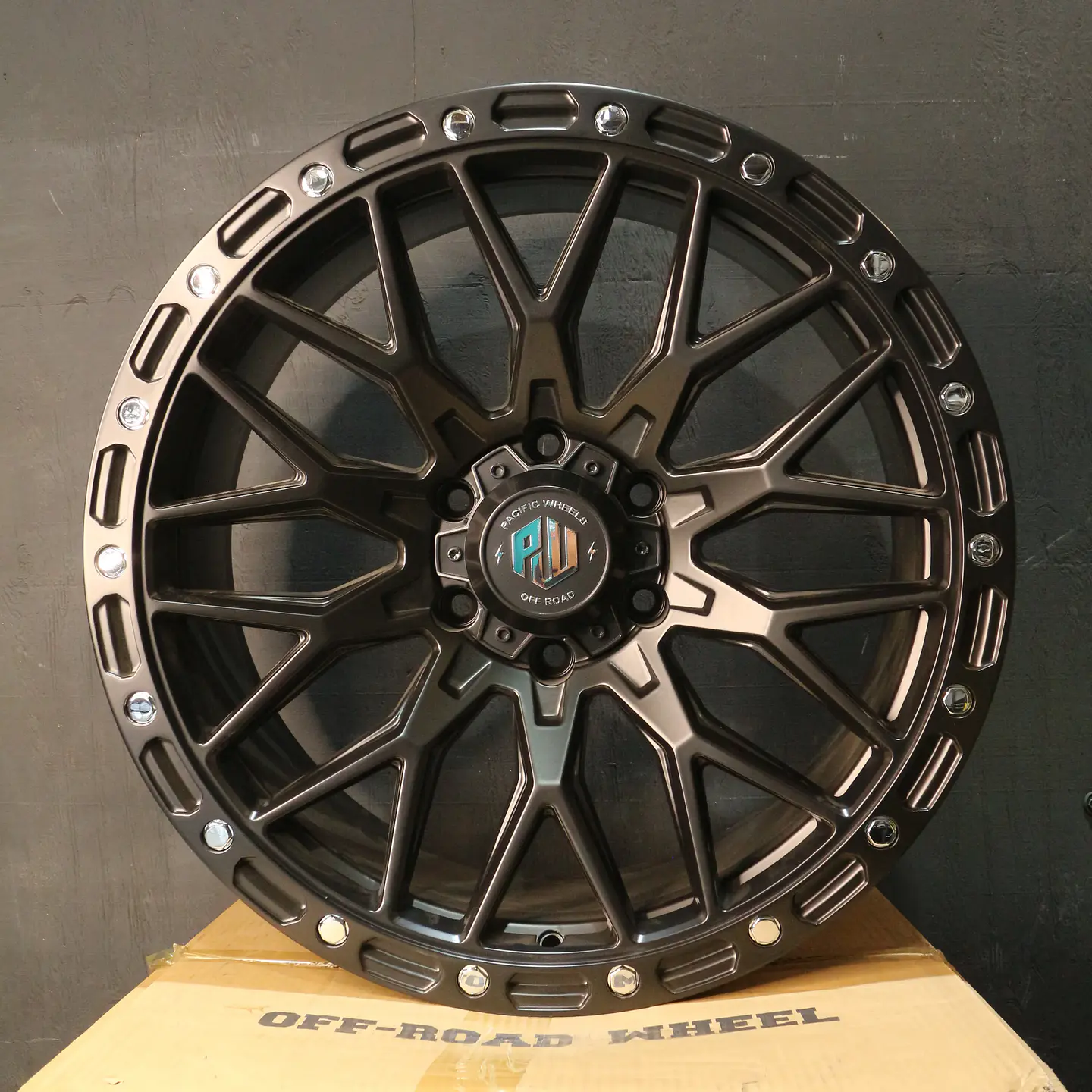 WOLF2960MBCR Llanta Aro 20X9 6X139 Mbcr Et 0 1