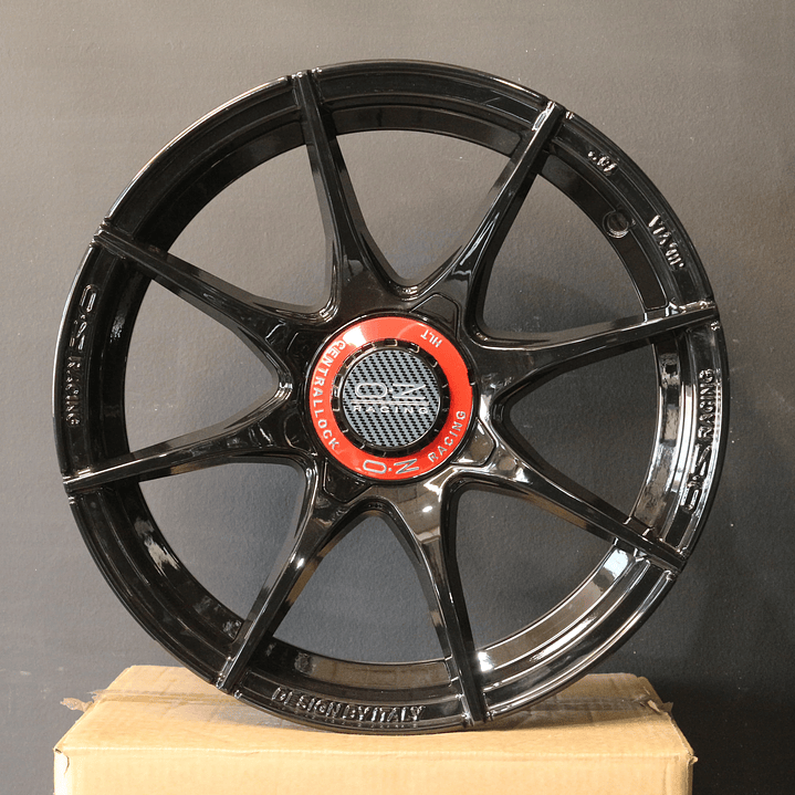 OZFORMULA5610B Llanta Aro 15X6.5 4X100 B Et 20 1