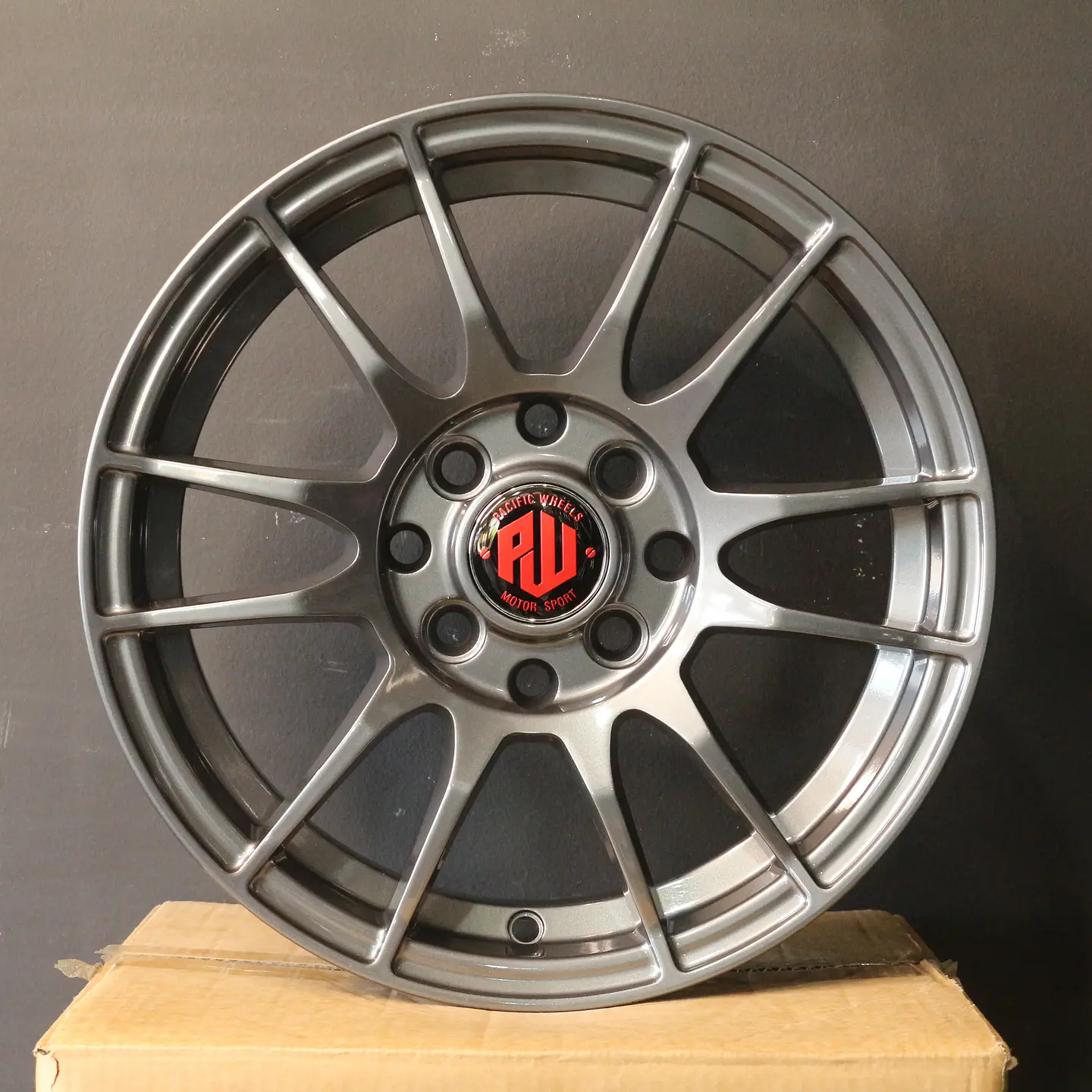 ULTR461045G Llanta Aro 14X6 4X100/114 G Et 35 1