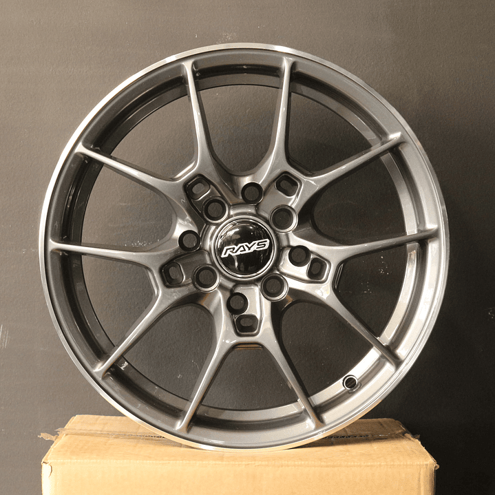 RAYS561045GLM Llanta Aro 15X6.5 4X100/114 Glm Et 40 1