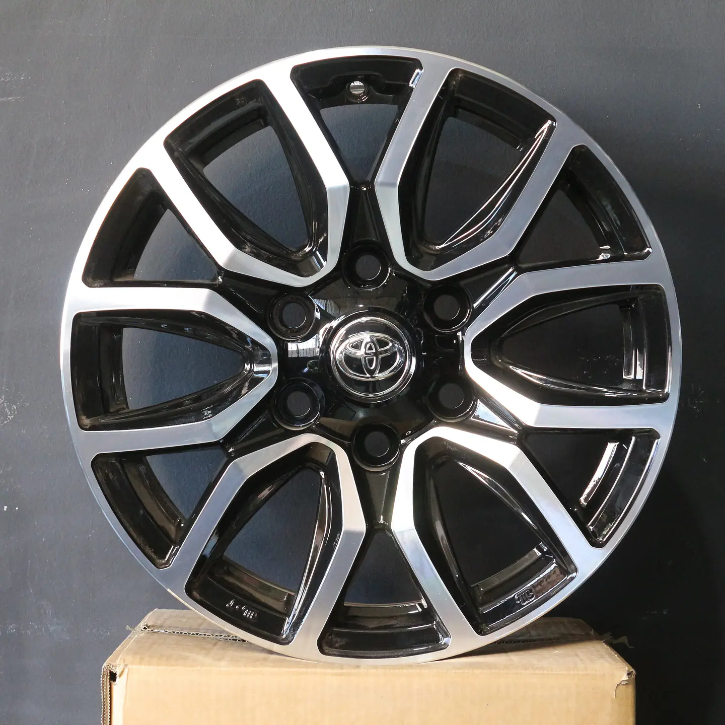 62347760B4 Llanta Aro 17X7.5 6X139 Et 20 1