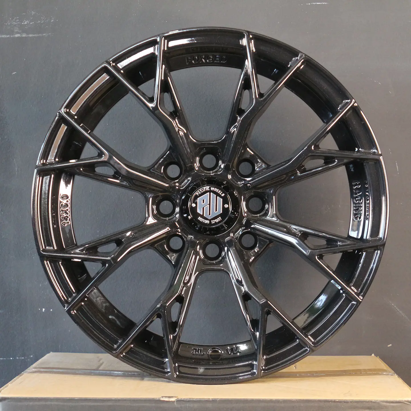 SUPE461045B35 Llanta Aro 14X6 4X100/114 B Et 35 1