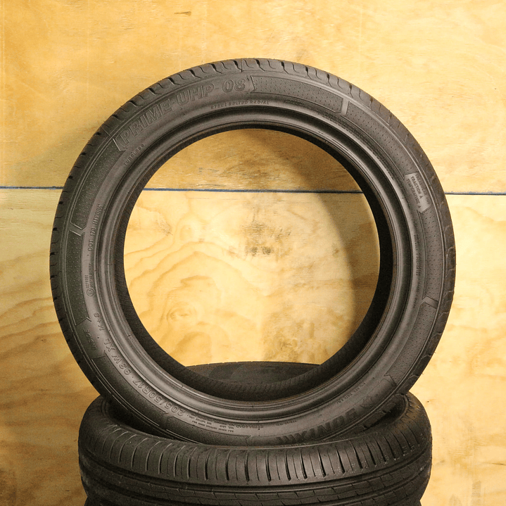 Neumático 205/50R17 SONIX UHP 8 93W     1